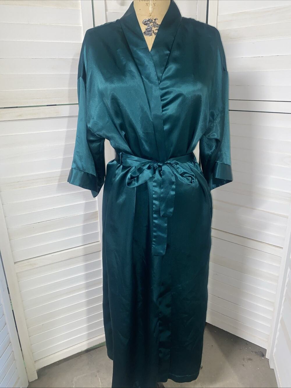 Vintage Dentelle Green Satin Full Length Robe Tie Waist Silky Bath Medium